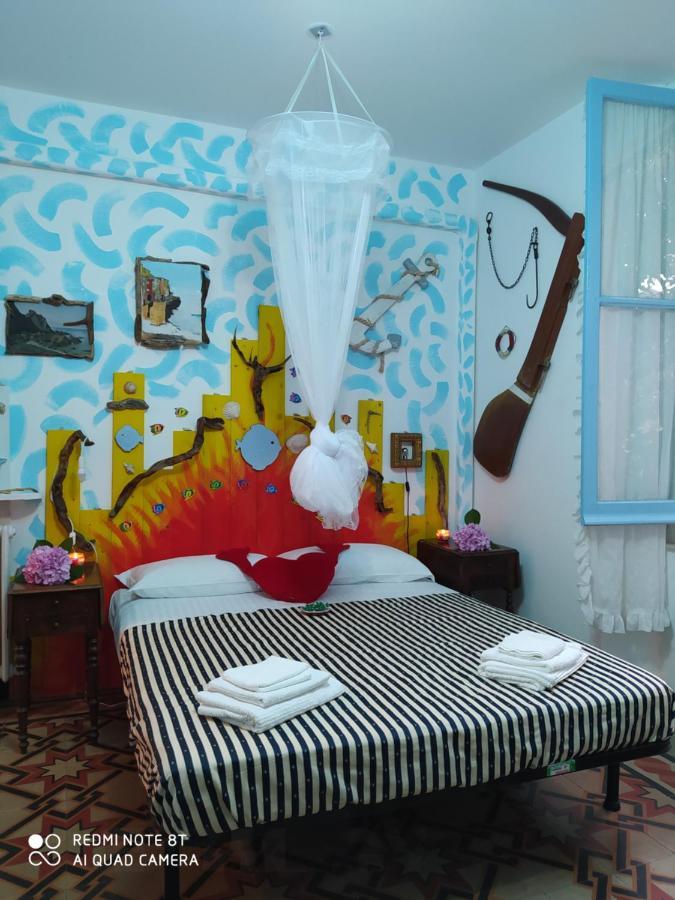 Отель Rivamare Леванто Экстерьер фото